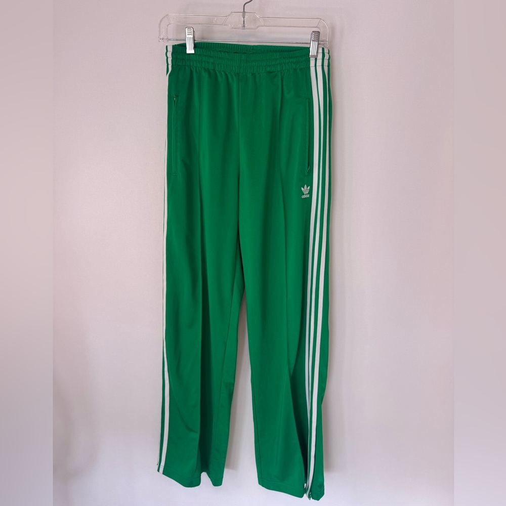 Adidas Originals Women’s Green Sweat pant jogger with White Stripes size XS